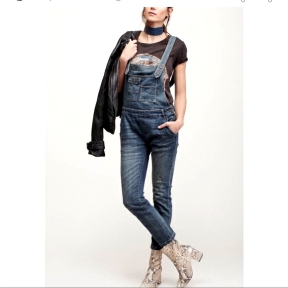 Women’s Free People Milo Medium Wash Distressed Denim Overalls Sz 25 - Picture 7 of 7